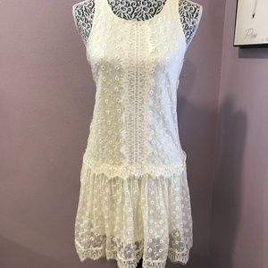 CREAM SLEVELESS DRESS XSMALL